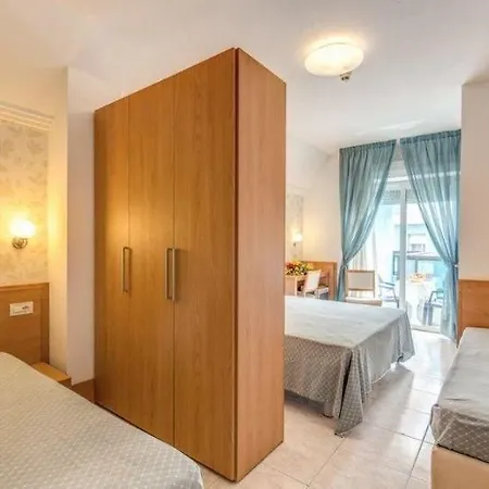 Hotel Astromare 3*